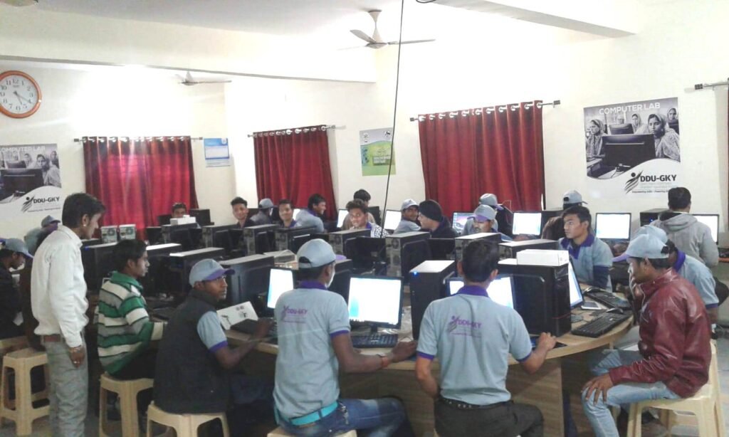 DDU-GKY Skill Training Programme – SRLM Bhopal - Image 8